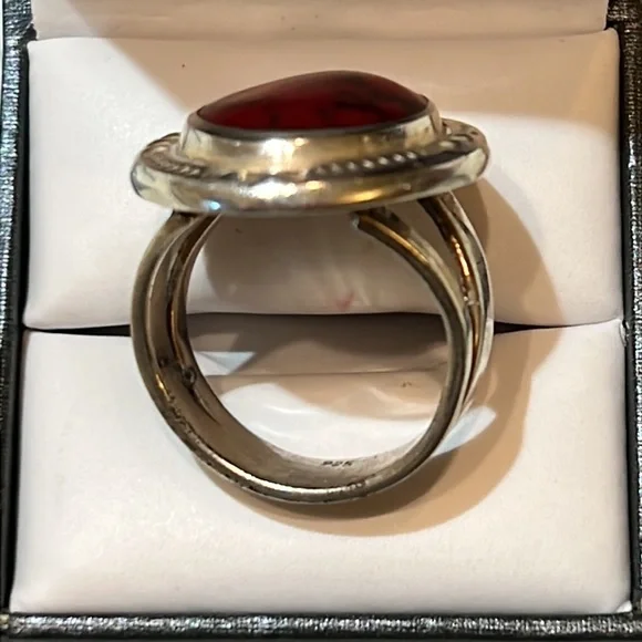 Red Yemeni Agate Aqeeq Oval Silver Men’s Ring, 925 Sterling Silver - Picture 2 of 3